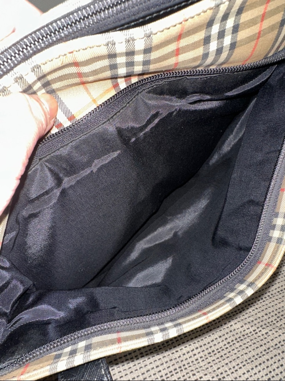Burberry Classic Check Canvas Tote Bag with Black Leather Trim - Picture 8 of 15